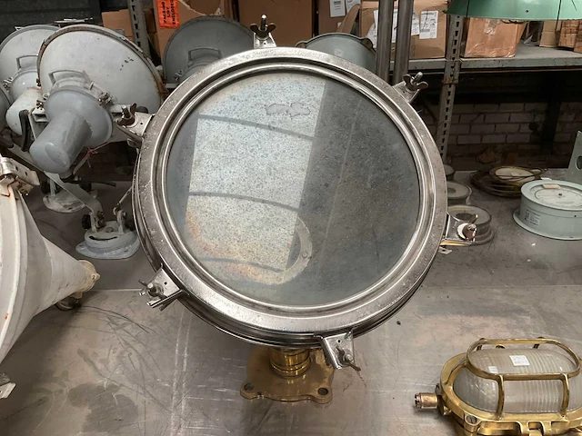 Vintage marine flood light - afbeelding 2 van  4