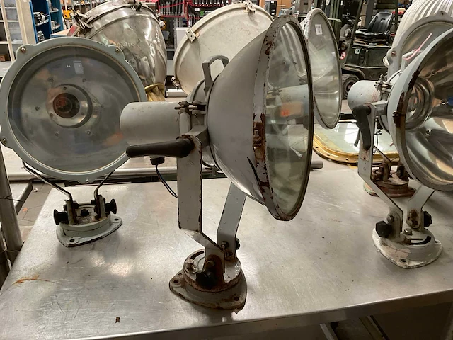 Vintage marine flood light - afbeelding 3 van  4