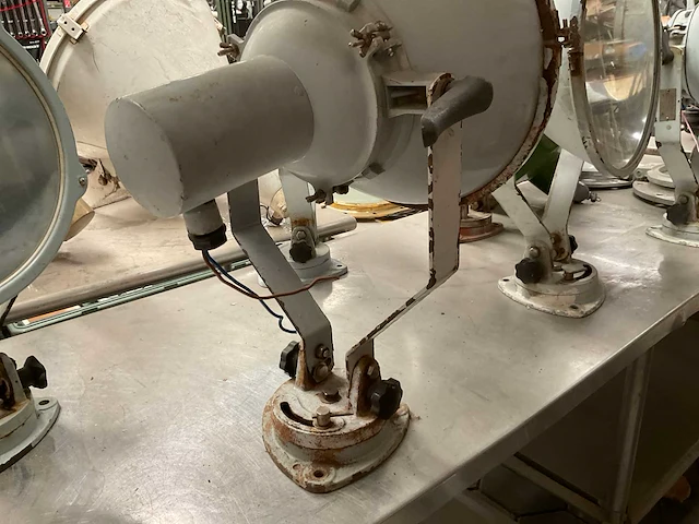 Vintage marine flood light - afbeelding 4 van  4