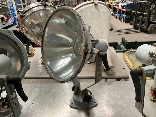 Vintage marine flood light - afbeelding 1 van  5