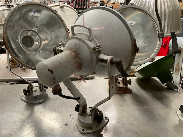 Vintage marine flood light - afbeelding 4 van  5