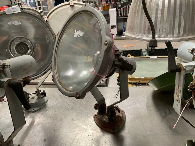 Vintage marine flood light - afbeelding 1 van  5