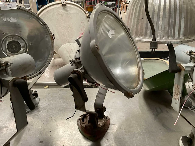 Vintage marine flood light - afbeelding 3 van  5
