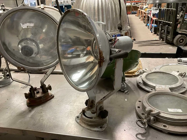 Vintage marine flood light - afbeelding 1 van  5