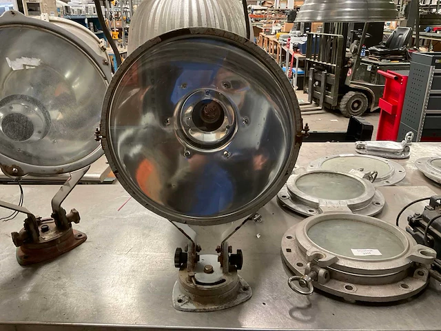 Vintage marine flood light - afbeelding 2 van  5