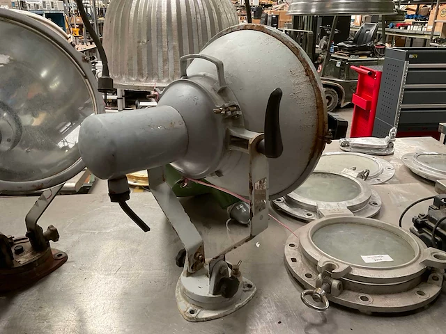 Vintage marine flood light - afbeelding 4 van  5