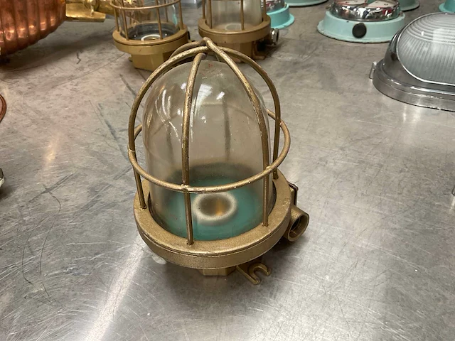 Vintage marine lamp - afbeelding 1 van  4