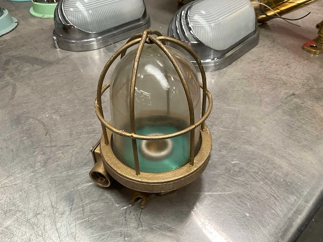 Vintage marine lamp - afbeelding 2 van  4