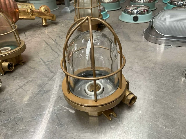 Vintage marine lamp - afbeelding 1 van  4