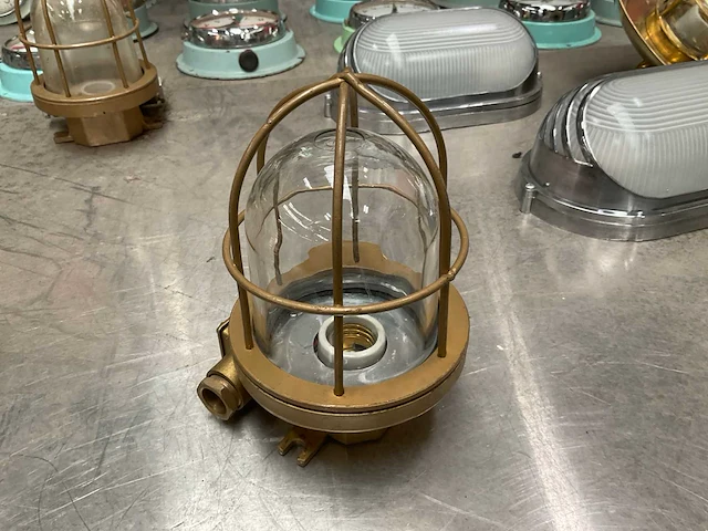Vintage marine lamp - afbeelding 2 van  4