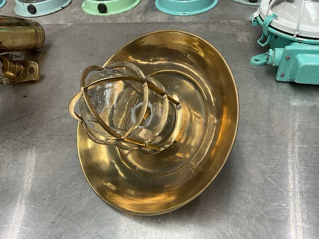 Vintage marine lamp - afbeelding 2 van  3