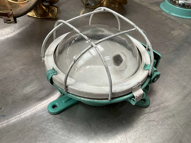 Vintage marine lamp - afbeelding 1 van  5