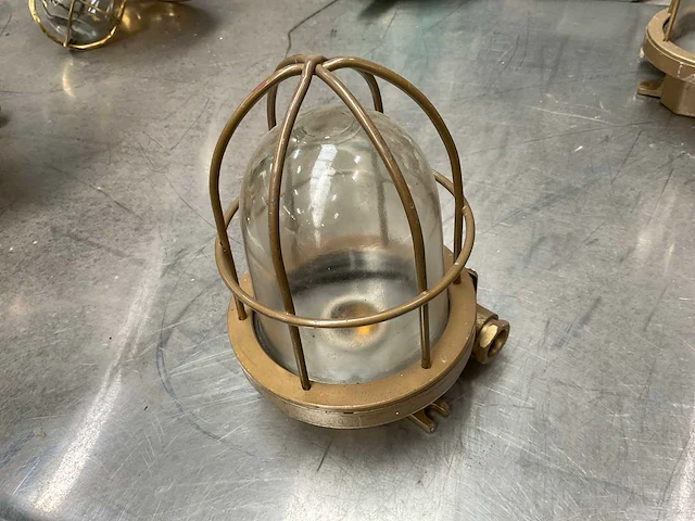 Vintage marine lamp - afbeelding 1 van  4