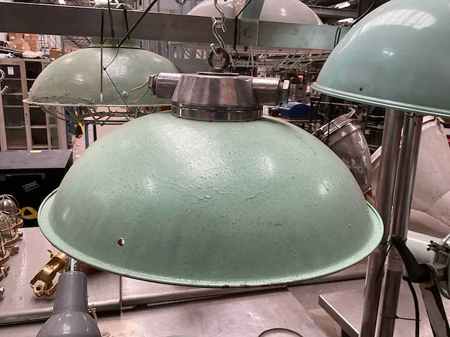 Vintage marine lamp - afbeelding 2 van  3