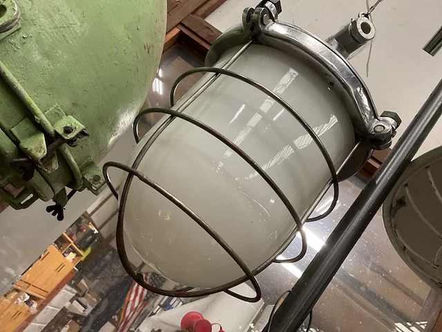 Vintage marine lamp - afbeelding 3 van  3