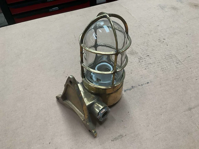 Vintage marine lamp - afbeelding 4 van  4