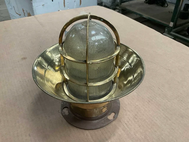 Vintage marine lamp - afbeelding 1 van  4