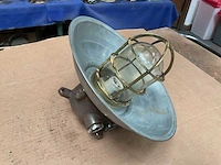 Vintage marine lamp - afbeelding 1 van  4