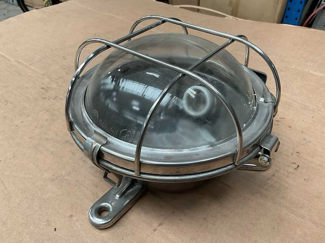 Vintage marine lamp - afbeelding 4 van  4