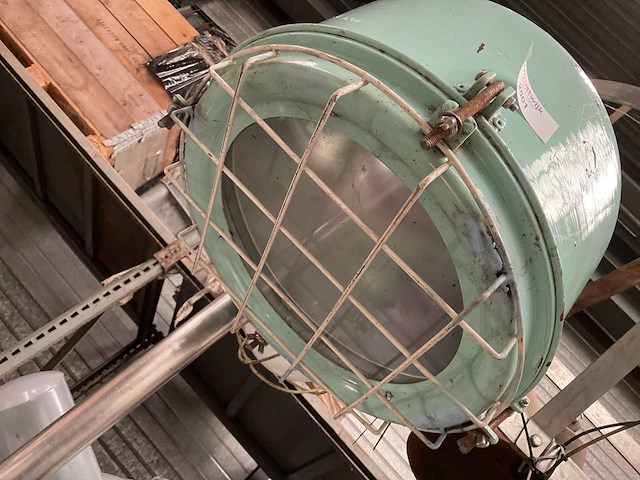 Vintage marine lamp - afbeelding 3 van  3