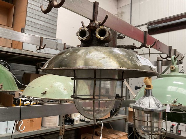 Vintage marine lamp - afbeelding 1 van  3