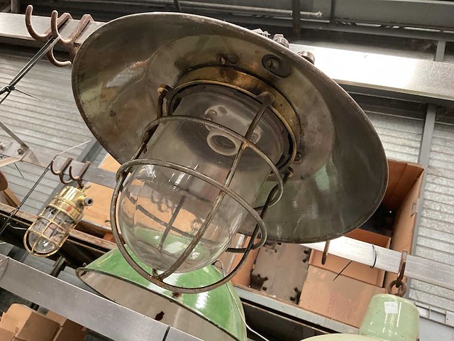 Vintage marine lamp - afbeelding 3 van  3