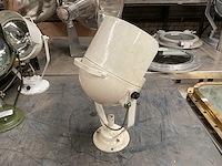 Vintage marine lamp - afbeelding 4 van  4