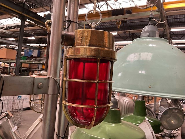Vintage marine lamp - afbeelding 1 van  3