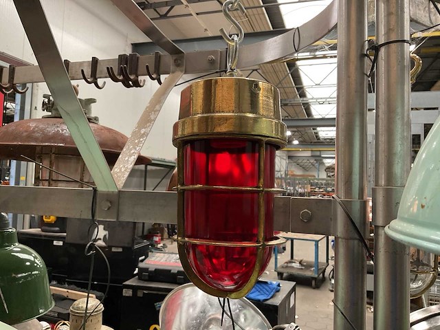 Vintage marine lamp - afbeelding 2 van  3