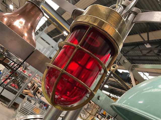 Vintage marine lamp - afbeelding 3 van  3