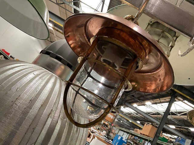 Vintage marine lamp - afbeelding 3 van  3