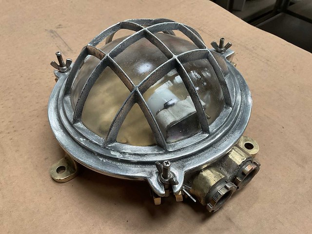 Vintage marine lamp - afbeelding 1 van  4