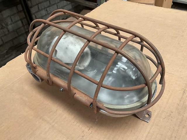 Vintage marine lamp - afbeelding 3 van  3