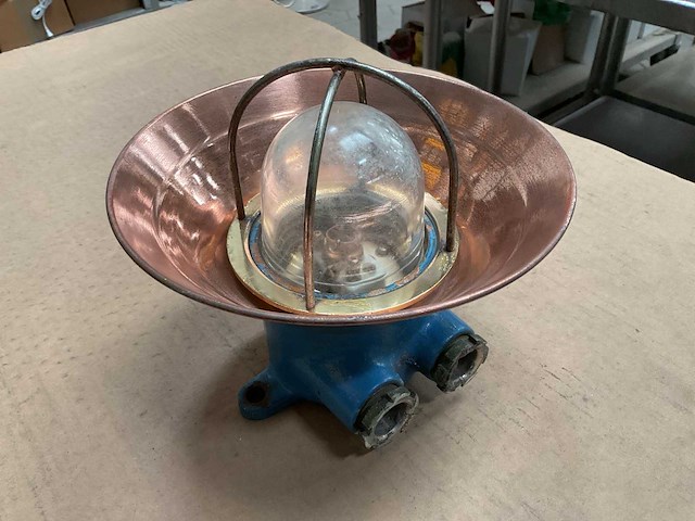 Vintage marine lamp - afbeelding 1 van  4
