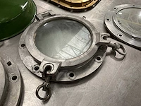 Vintage marine porthole - afbeelding 2 van  2