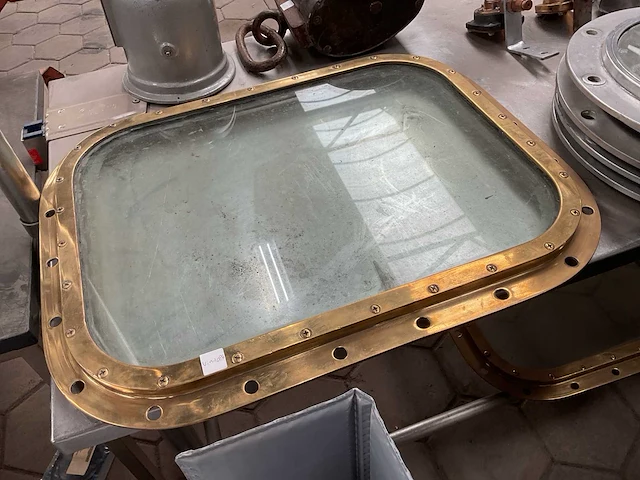 Vintage marine porthole - afbeelding 1 van  3