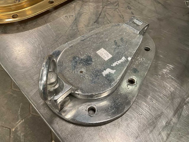 Vintage marine porthole - afbeelding 2 van  3