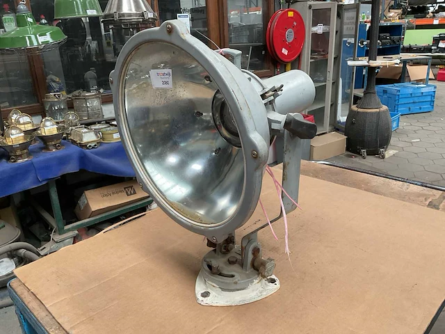 Vintage marine spot light - afbeelding 2 van  5