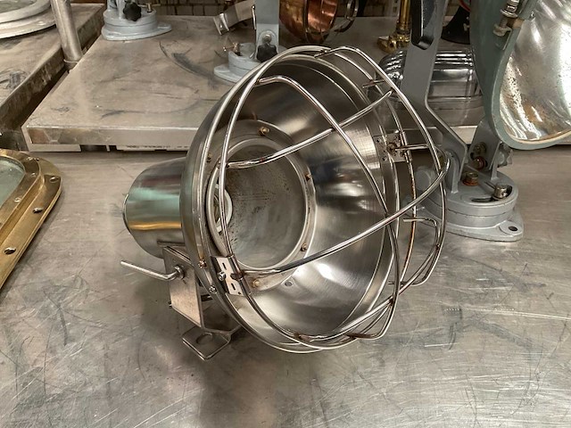 Vintage marine spotlight - afbeelding 1 van  4