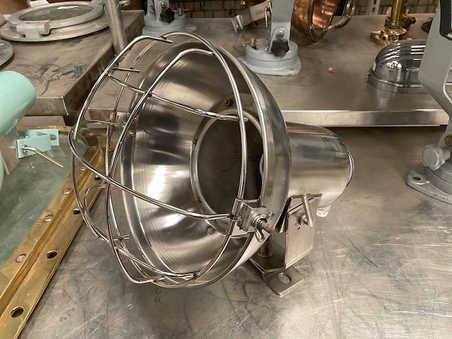 Vintage marine spotlight - afbeelding 2 van  4