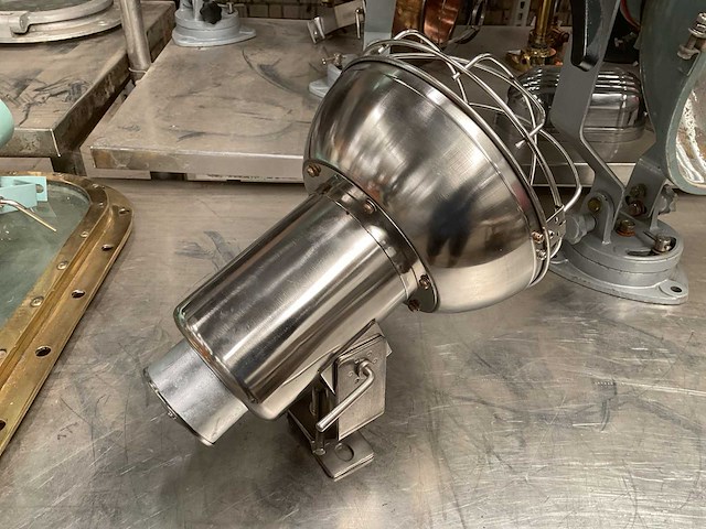 Vintage marine spotlight - afbeelding 4 van  4