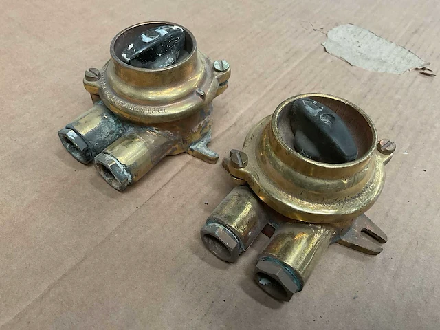Vintage marine switch (2x) - afbeelding 3 van  4