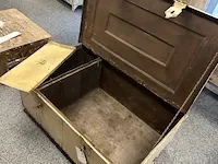 Vintage metalen kist - afbeelding 2 van  5