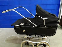 Vintage pedigree kinderwagen - afbeelding 2 van  5