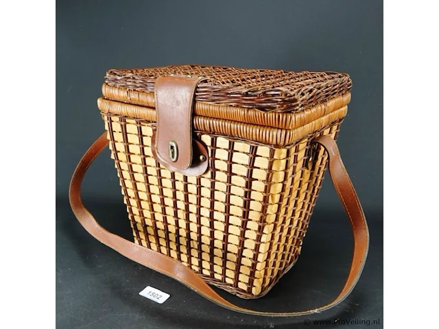 Vintage picknickmand - afbeelding 1 van  5