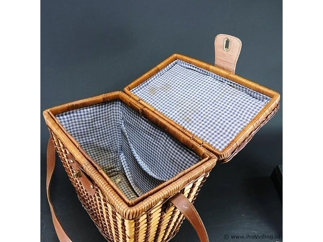Vintage picknickmand - afbeelding 4 van  5