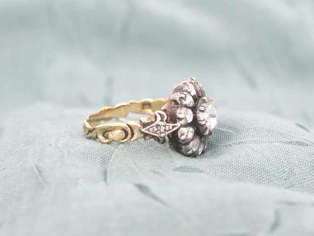Vintage ring met natuurlijke diamanten - afbeelding 4 van  11