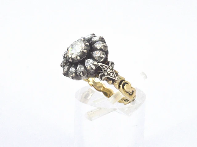 Vintage ring met natuurlijke diamanten - afbeelding 9 van  11