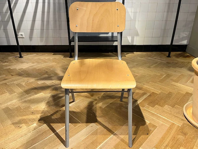Vintage schoolstoel - afbeelding 3 van  6