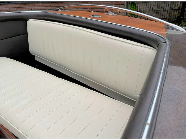 Vintage speedboat boesch super competition 510, yd-14-53 (inclusief trailer) - afbeelding 18 van  34